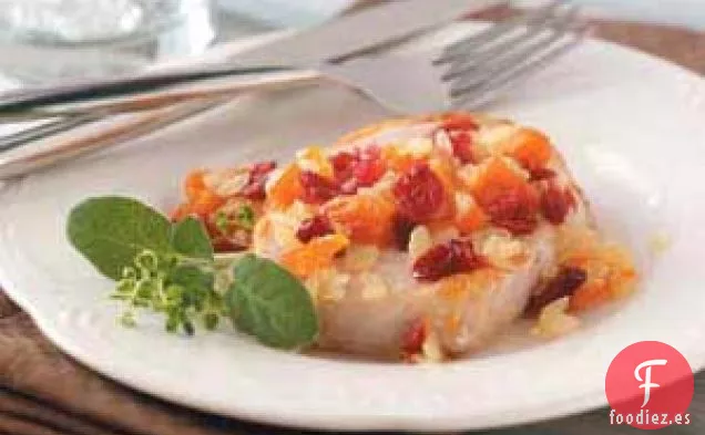 Chuletas de cerdo con arándanos y albaricoque