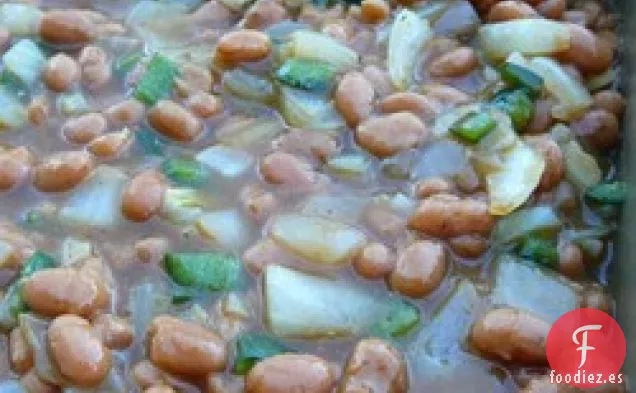 Frijoles horneados picantes al estilo asiático