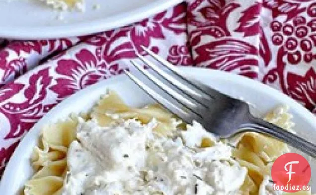 Pasta De Pollo Con Crema Y Romero