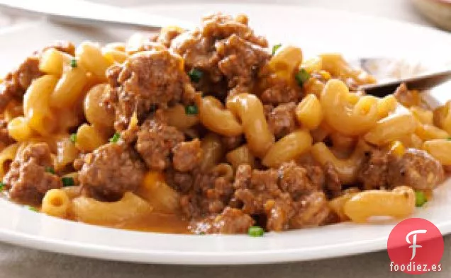Sartén De Macarrones Con Hamburguesa Con Queso