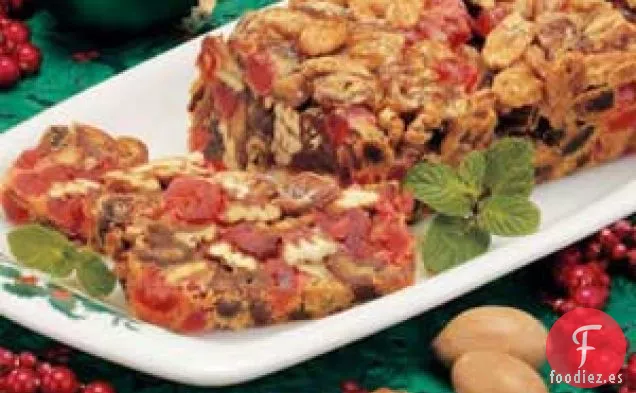 Pastel de frutas con dátiles y nueces
