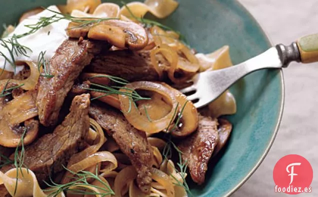 Stroganoff de ternera con Yogur y Eneldo