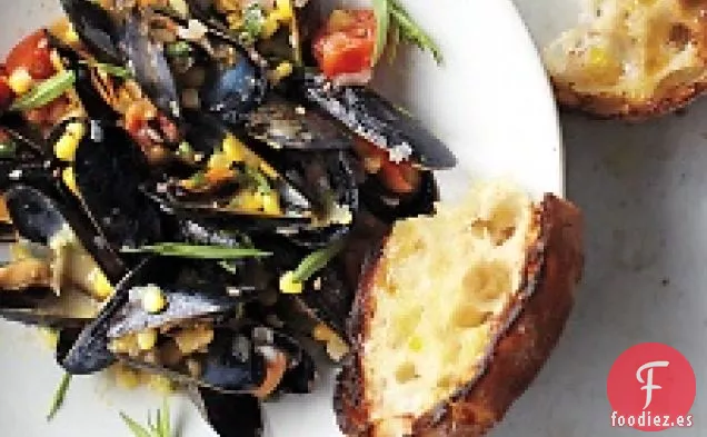 Mejillones Con Maíz, Tomates Cherry Y Estragón