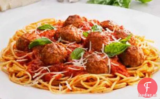 Albóndigas y espaguetis clásicos de Johnsonville