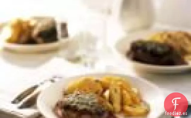 Medallones De Ternera Con costra De Hierbas Con Salsa De Zinfandel y chalota