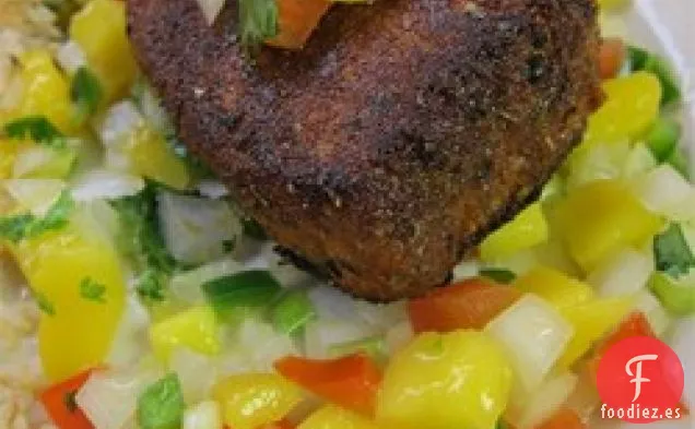 Filetes de atún ennegrecido con salsa de mango