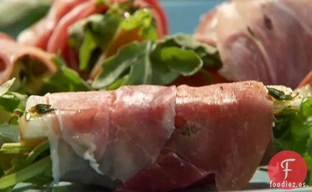 Jamón con peras y rúcula