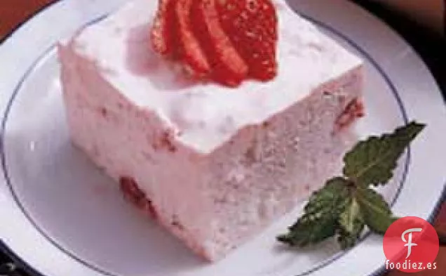 Postre de ángel de fresa