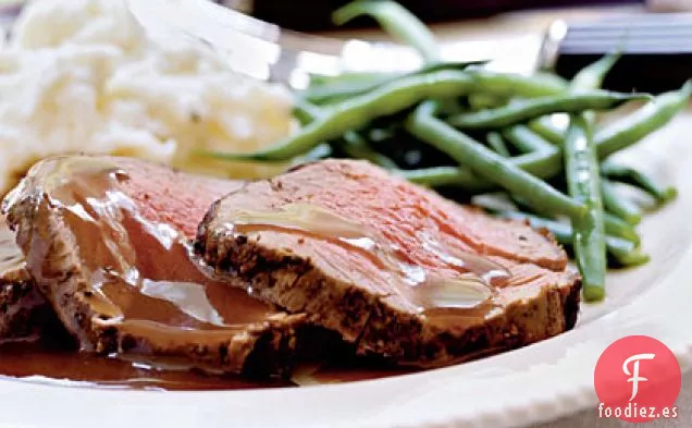 Lomo de Ternera Mixto de Pimienta con Reducción de Chalota y Oporto