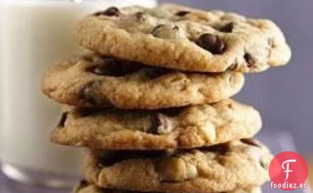 Galletas con chispas de chocolate de la mejor calidad hechas con harina Gold Medal®