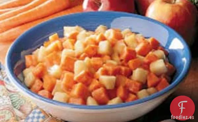 Guarnición de zanahoria y manzana