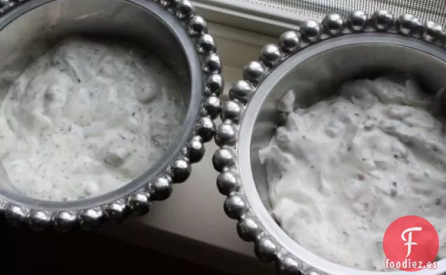 Suero De Mantequilla Pimienta Dip