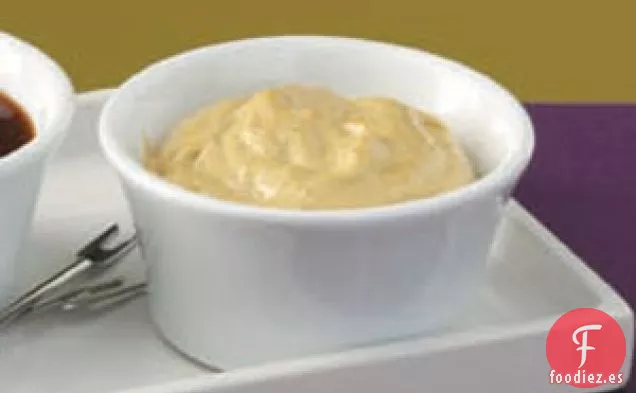 Salsa para mojar con mayonesa y curry