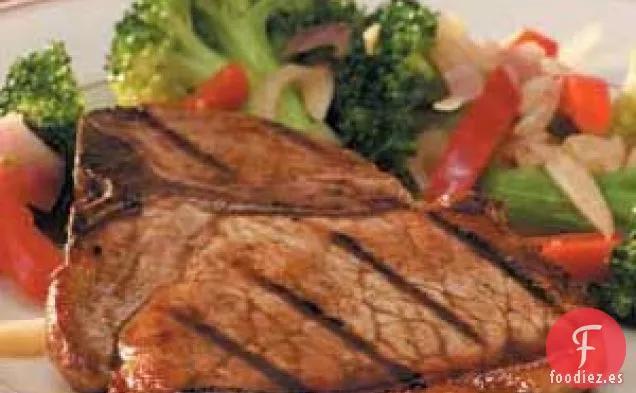 Chuletas de cerdo a la parrilla con sabor picante