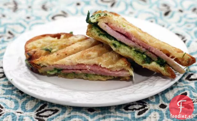 Rampa de Jamón al Pesto y Gruyère Panini