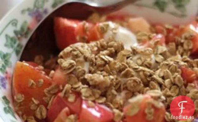 Ensalada de frutas con yogur de vainilla