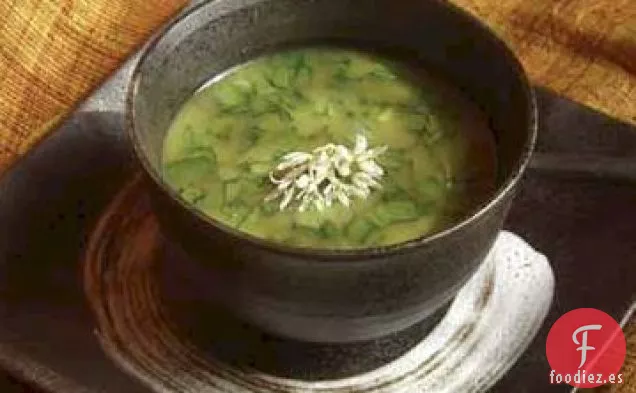 Sopa de Espárragos Con Ajo Silvestre