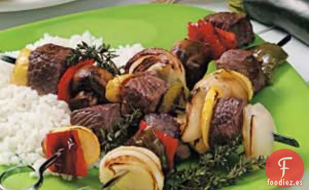 Brochetas de carne de verano