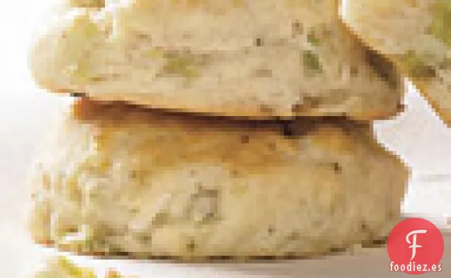 Galletas de Rampa y Suero de Mantequilla con Cilantro Agrietado