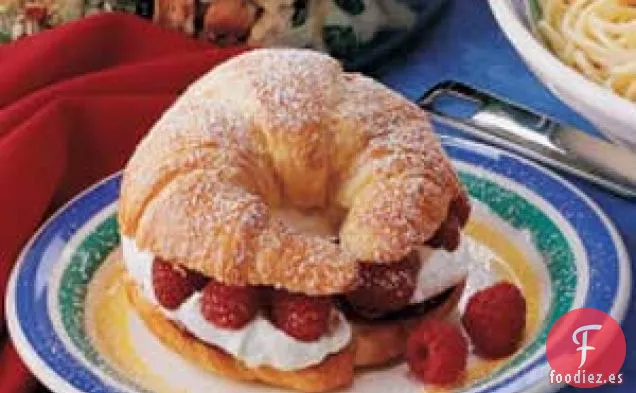 Croissants de crema de frambuesa