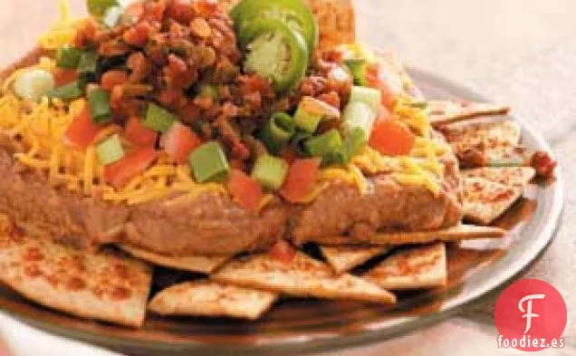 Nachos de frijoles refritos