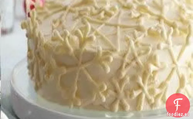 Pastel de vainilla con copos de nieve