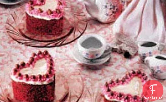 Pasteles clásicos de terciopelo rojo con forma de corazón