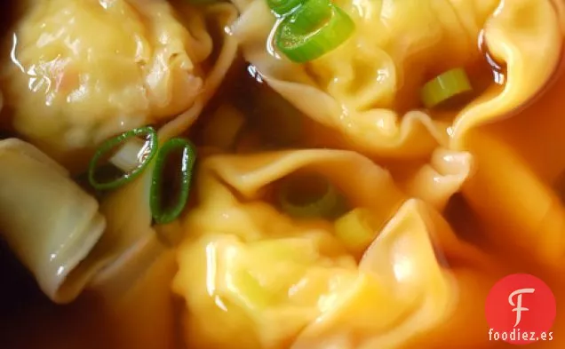 Sopa de Albóndigas de Gambas