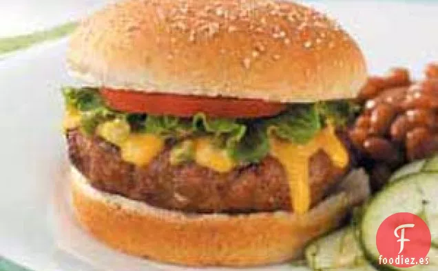 Hamburguesas de pavo con salsa de queso jalapeño