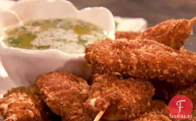 Brochetas de pollo frito