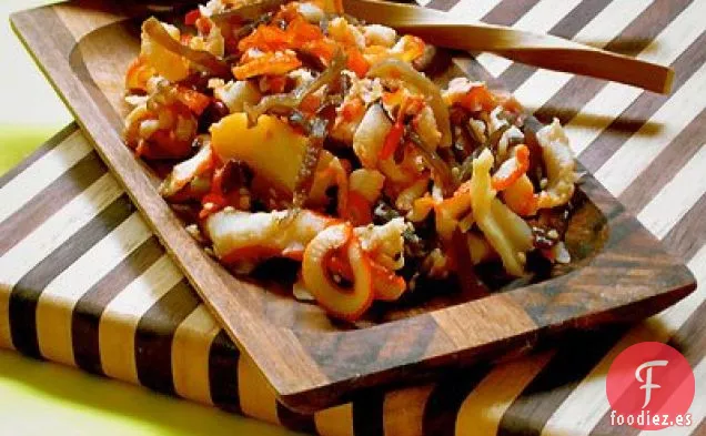 Ensalada De Calamar Picante Con Shiitake, Sésamo y Lima
