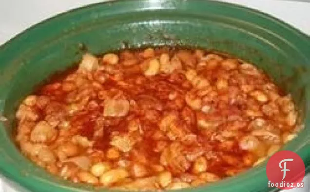Frijoles horneados en olla de cocción lenta