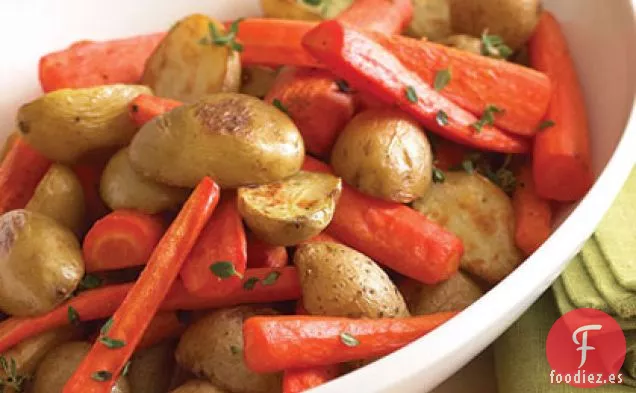 Patatas Asadas al Horno y Zanahorias con Tomillo