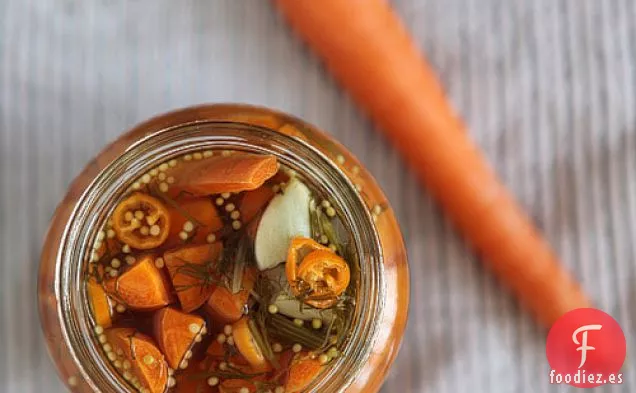 Pimienta en Escabeche y Zanahorias