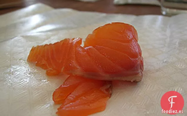 Cocina el Libro: Triángulos de Wantón de Sésamo con Salmón Ahumado y Wasabi