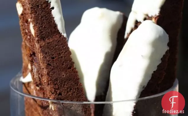 Bizcocho De Chocolate, Avellana Y Jengibre