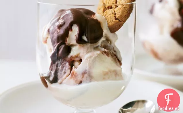 Helado de Mantequilla de Manzana con Ganache de Jengibre y Chocolate