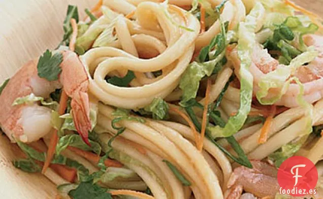 Ensalada de Camarones y Fideos con Aderezo de Jengibre