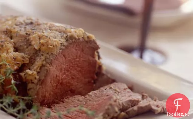 Solomillo de Ternera con Corteza de Ajo Asado y Rábano Picante