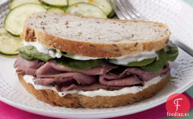 Sándwich de Carne Asada con Aï ¿½oli de Rábano picante