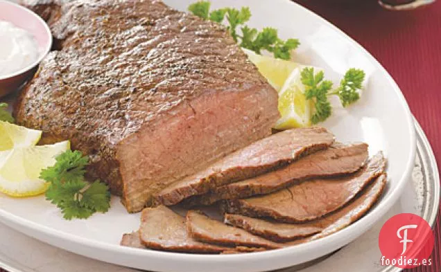 Asado de Londres con Salsa de Rábano Picante