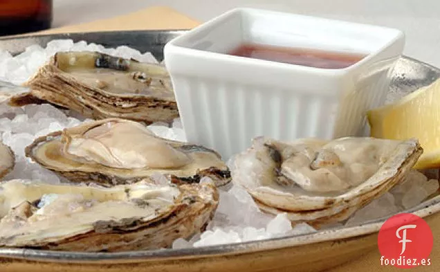 Ostras con Dos Salsas