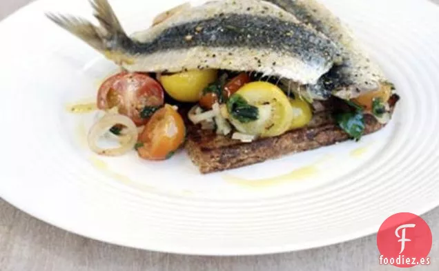 Sardinas Ahumadas Caseras Con Salsa De Tomate Chamuscado