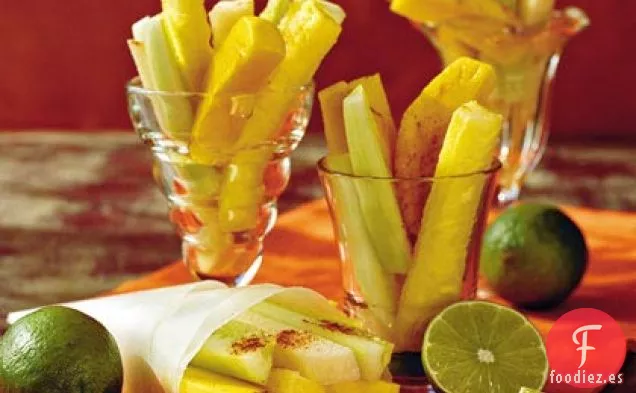 Frutas y Verduras Picantes Con Lima