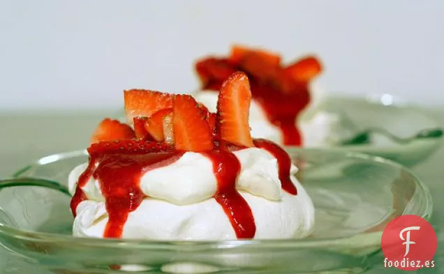 Pavlova de Bayas Mixtas
