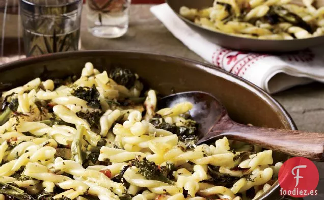 Pasta con Brócoli Sofocado Rabe y Aceitunas