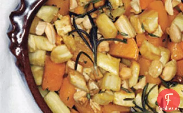 Calabaza De Invierno Asada Y Chirivías Con Glaseado De Jarabe De Arce Y M