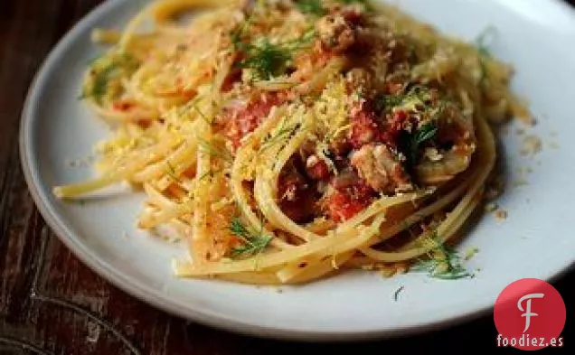 Linguini con Sardinas, Hinojo y Tomate