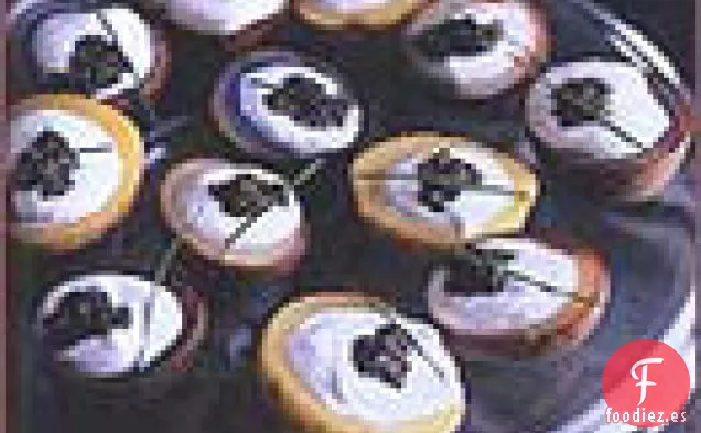 Tazas de Patata Tricolor con Caviar y Crema Agria
