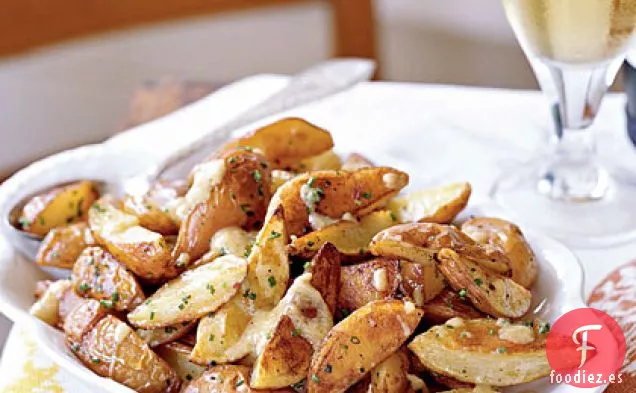 Patatas Nuevas con Vinagreta de Ajo Asado